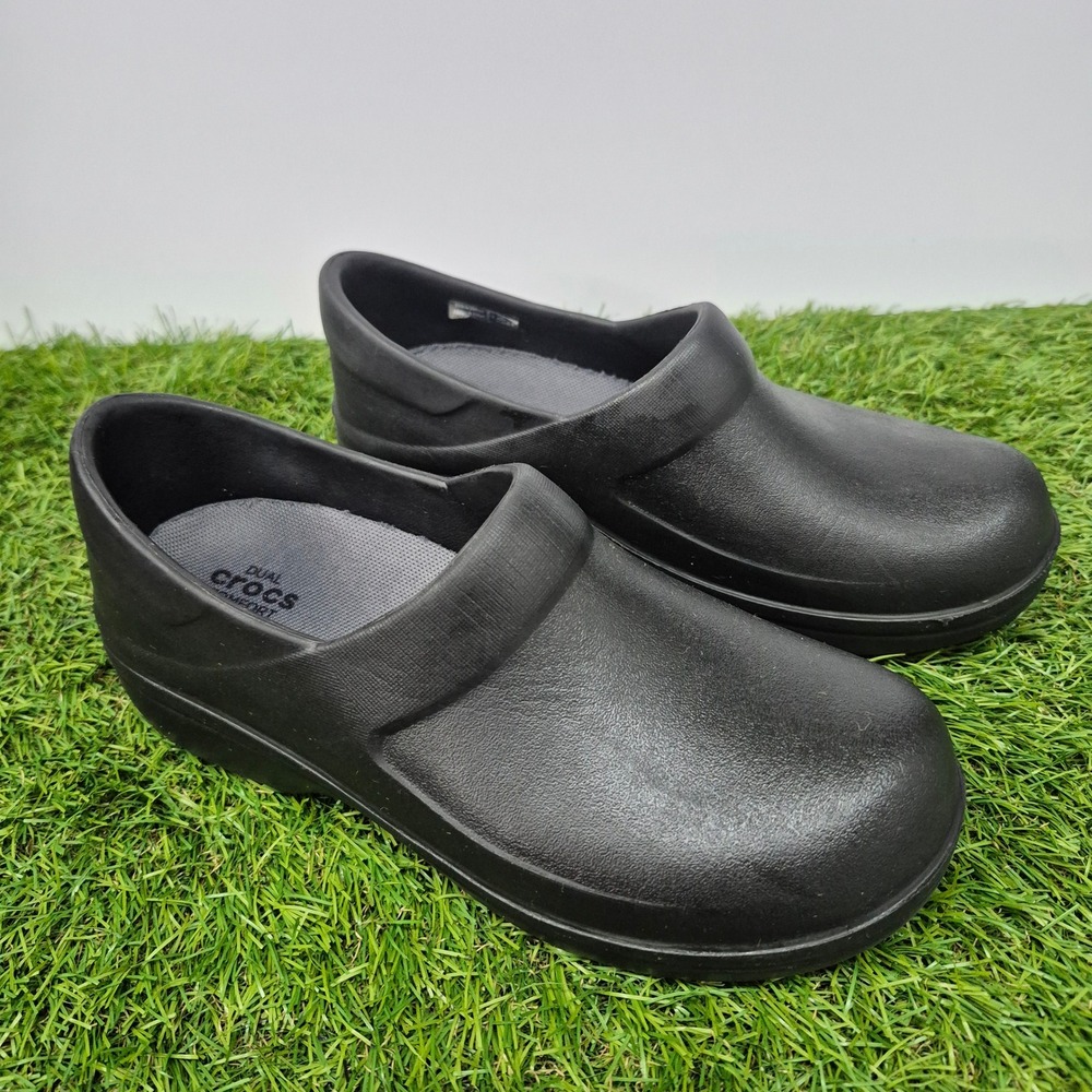 Crocs Neria Pro II Clog Women Size 6 Black Slip Resistant Work Shoe